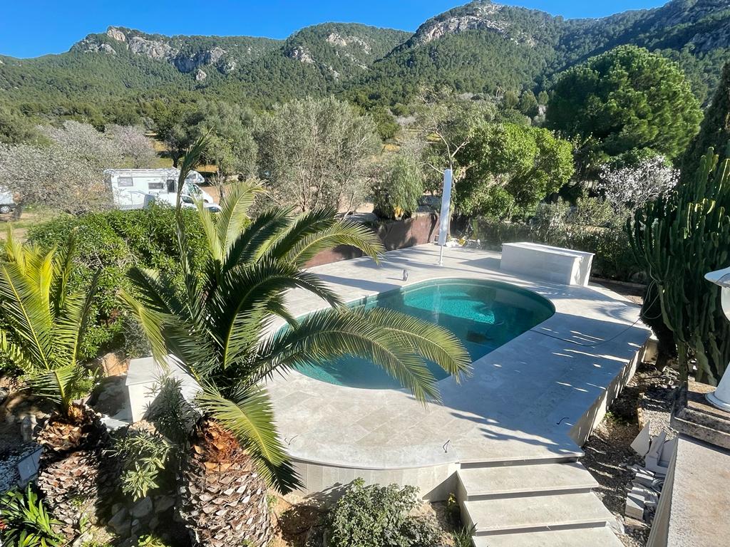Construccion y Reforma de Piscinas en Mallorca - BuildWell Mallorca